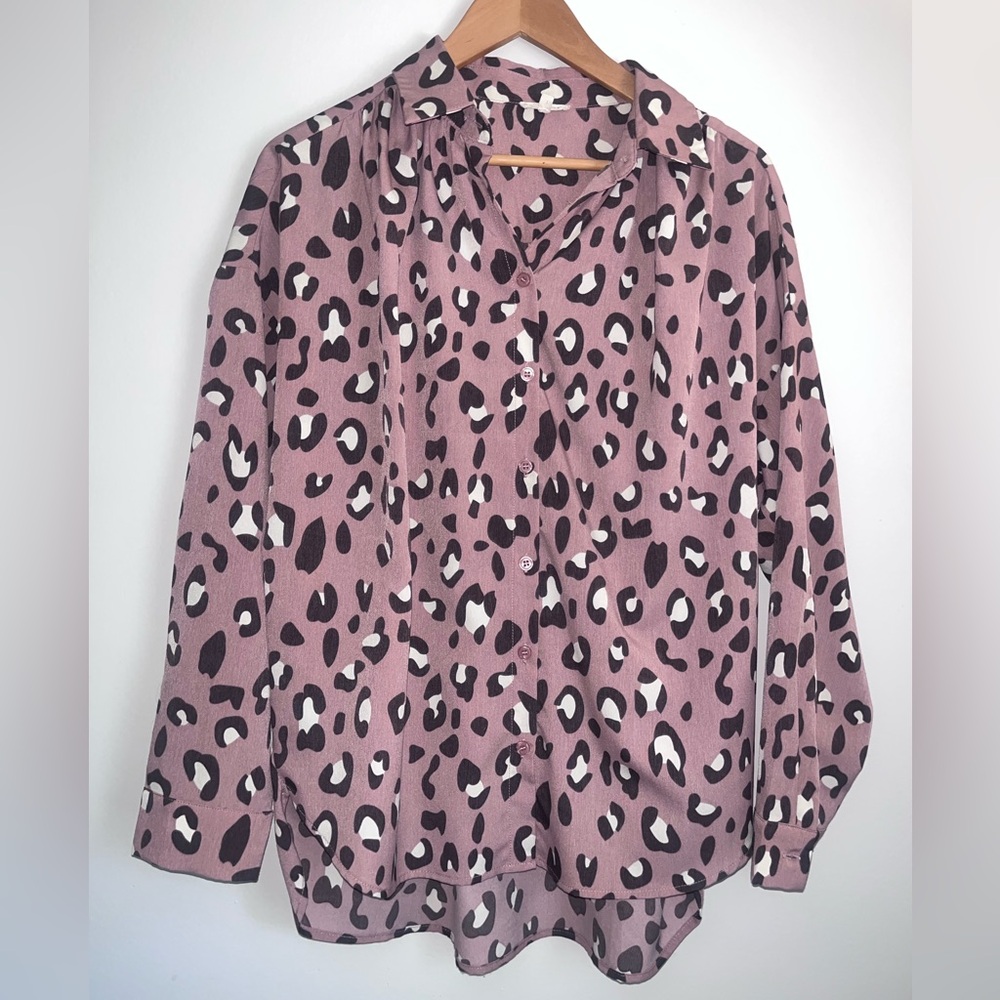 Leopard print button up - Picture 1 of 10